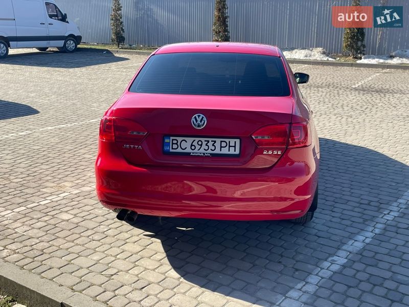 Седан Volkswagen Jetta 2012 в Ивано-Франковске