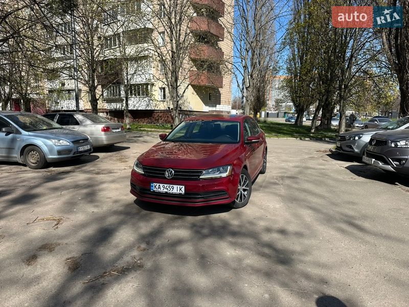 Седан Volkswagen Jetta 2016 в Киеве
