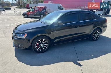 Седан Volkswagen Jetta 2012 в Києві