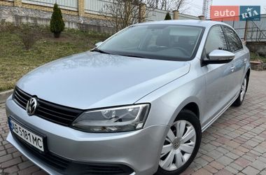 Седан Volkswagen Jetta 2014 в Виннице