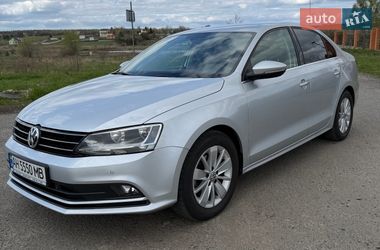 Седан Volkswagen Jetta 2016 в Києві