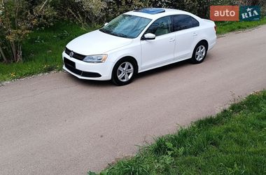 Седан Volkswagen Jetta 2013 в Одесі