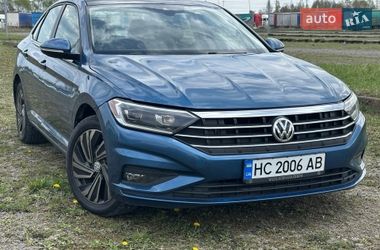Седан Volkswagen Jetta 2018 в Львове