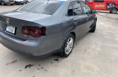 Седан Volkswagen Jetta 2010 в Хмельницькому