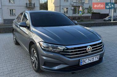 Седан Volkswagen Jetta 2020 в Львове