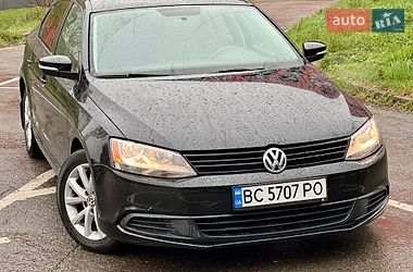 Седан Volkswagen Jetta 2012 в Львове