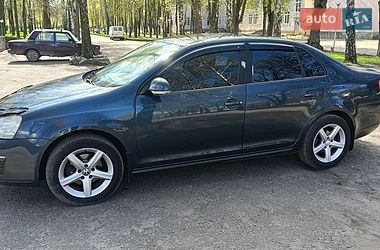 Седан Volkswagen Jetta 2006 в Сумах