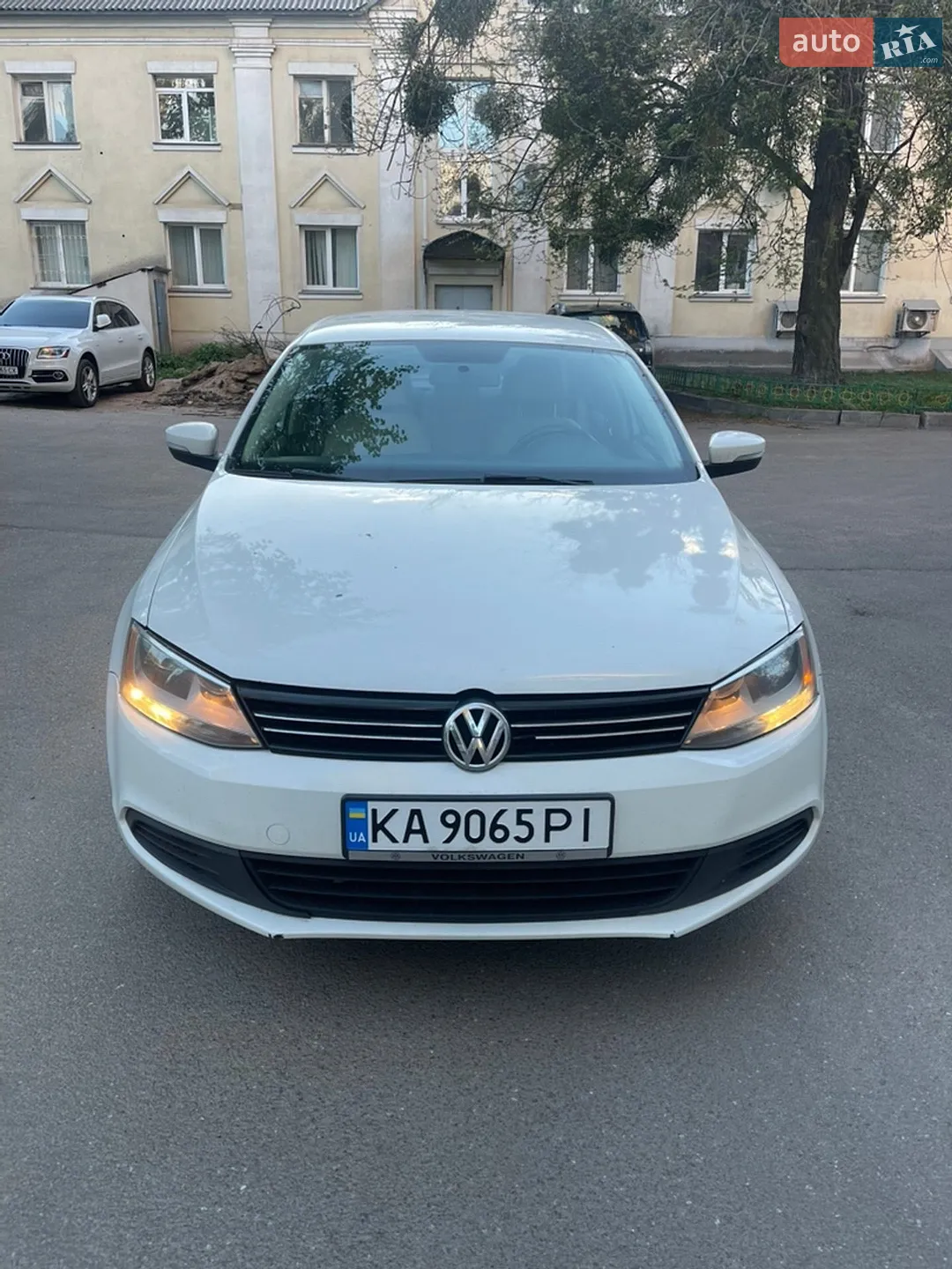 2012 Volkswagen Jetta - мініатюра 2