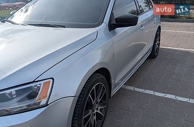 Седан Volkswagen Jetta 2016 в Житомирі