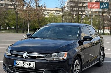Седан Volkswagen Jetta 2014 в Києві