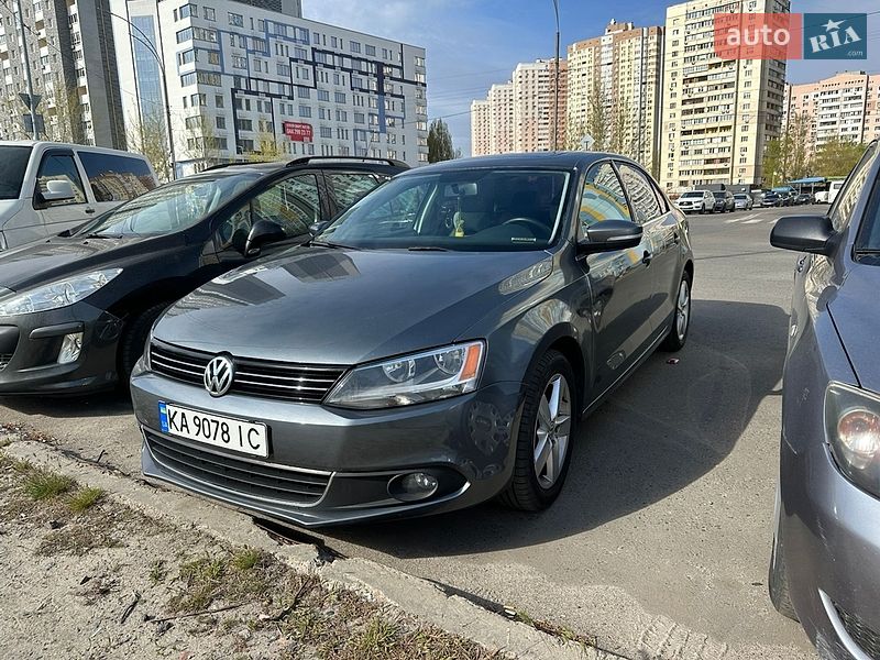 Volkswagen Jetta 2011