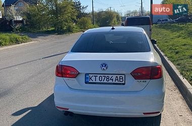 Седан Volkswagen Jetta 2012 в Івано-Франківську