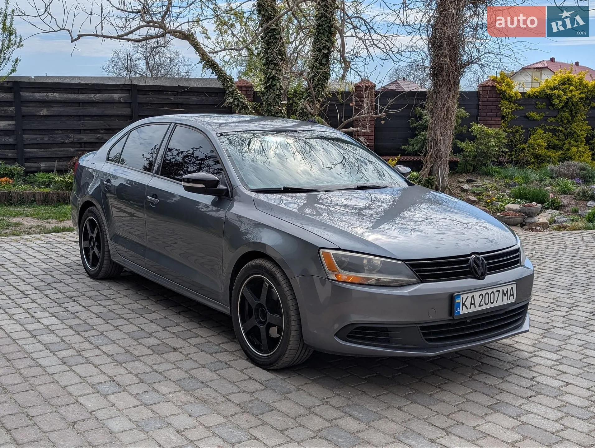 2011 Volkswagen Jetta - фото 1
