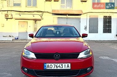 Седан Volkswagen Jetta 2011 в Днепре
