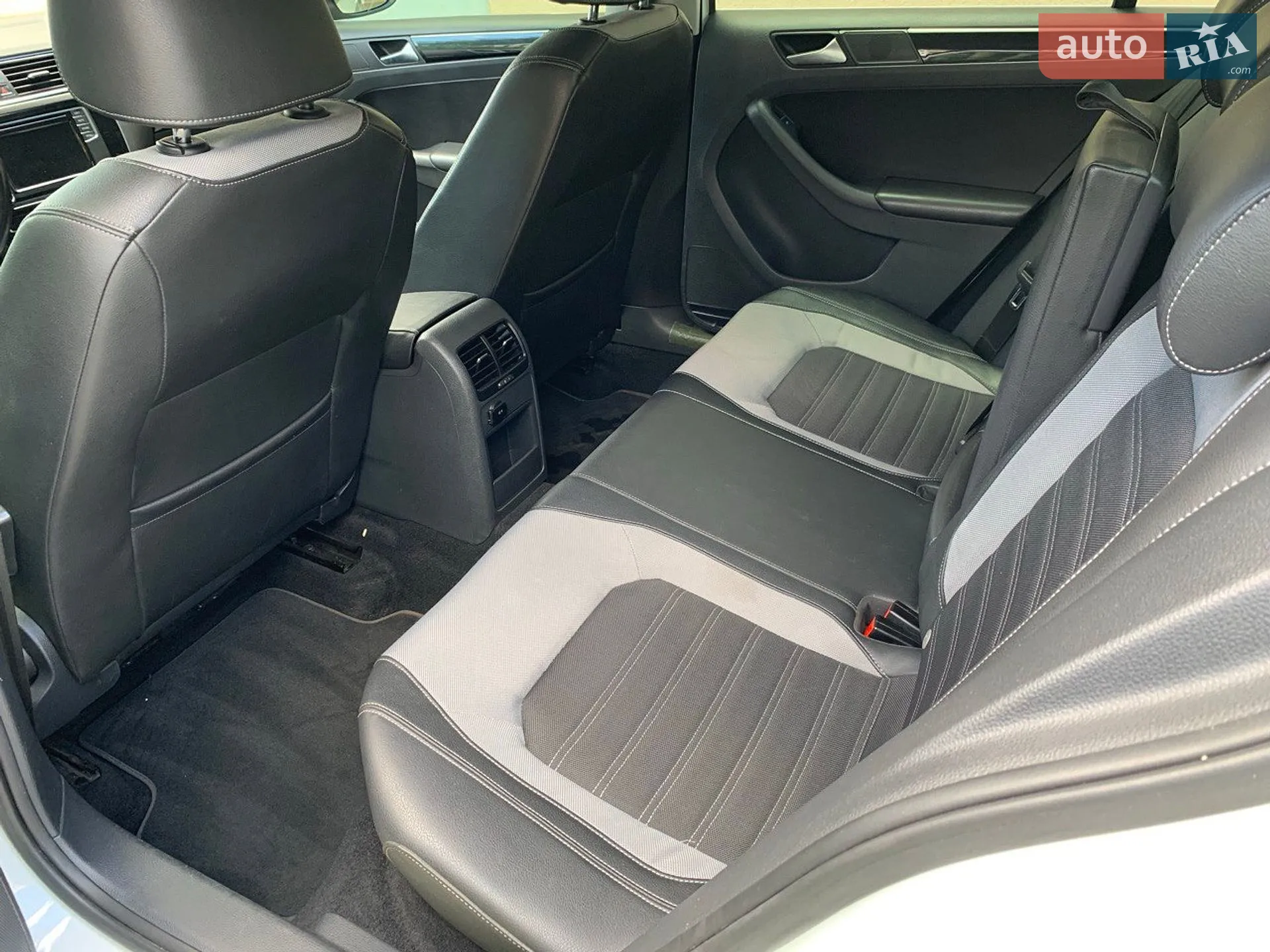 2016 Volkswagen Jetta - мініатюра 5
