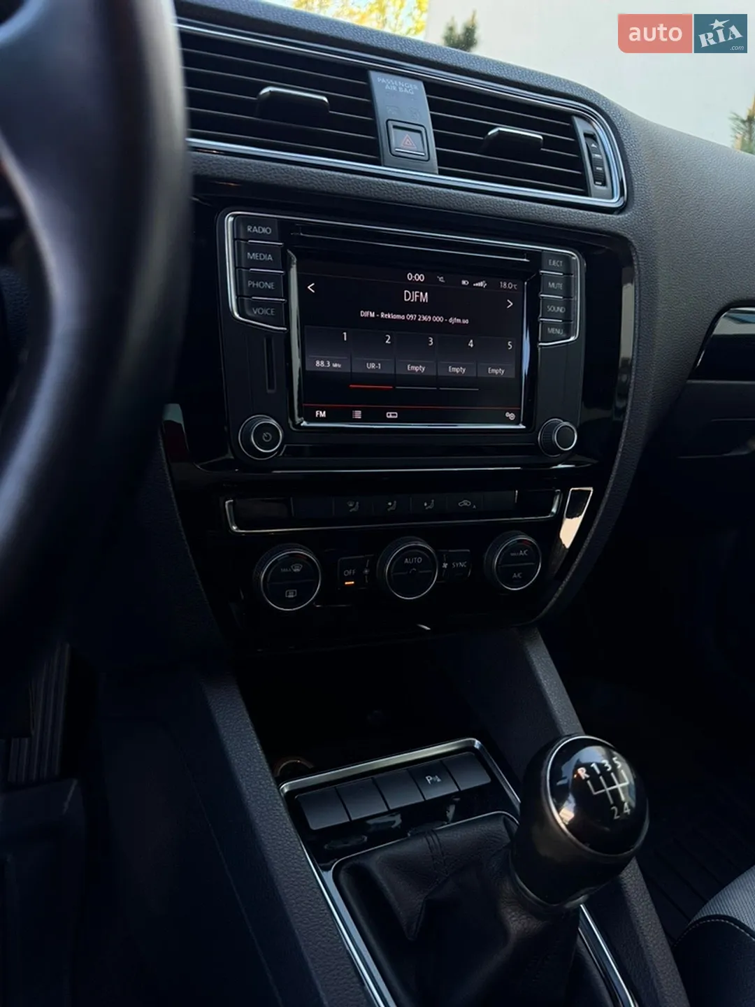 2016 Volkswagen Jetta - мініатюра 34