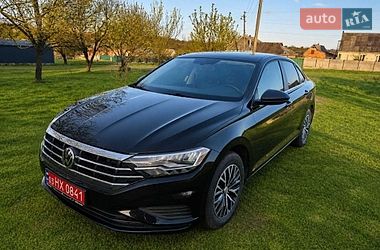Седан Volkswagen Jetta 2020 в Ромнах