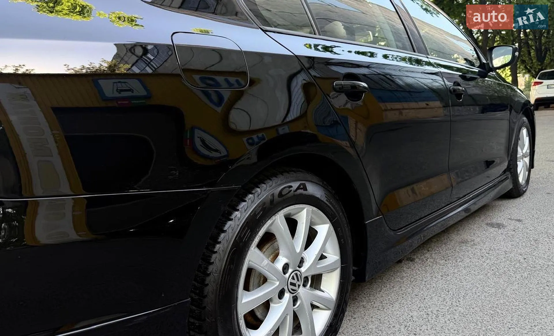 2011 Volkswagen Jetta - мініатюра 10