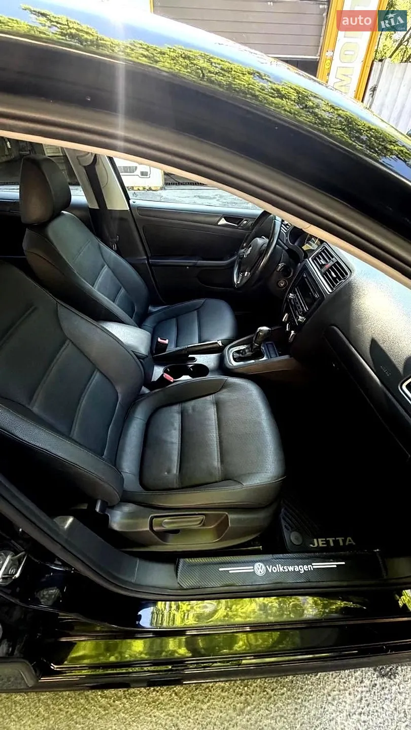 2011 Volkswagen Jetta - мініатюра 31