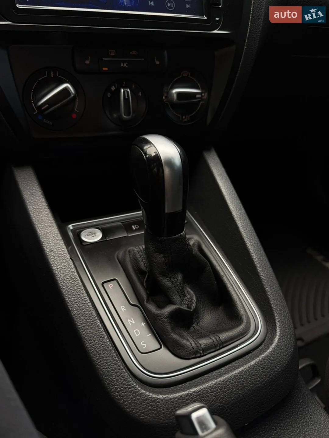 2015 Volkswagen Jetta - мініатюра 35