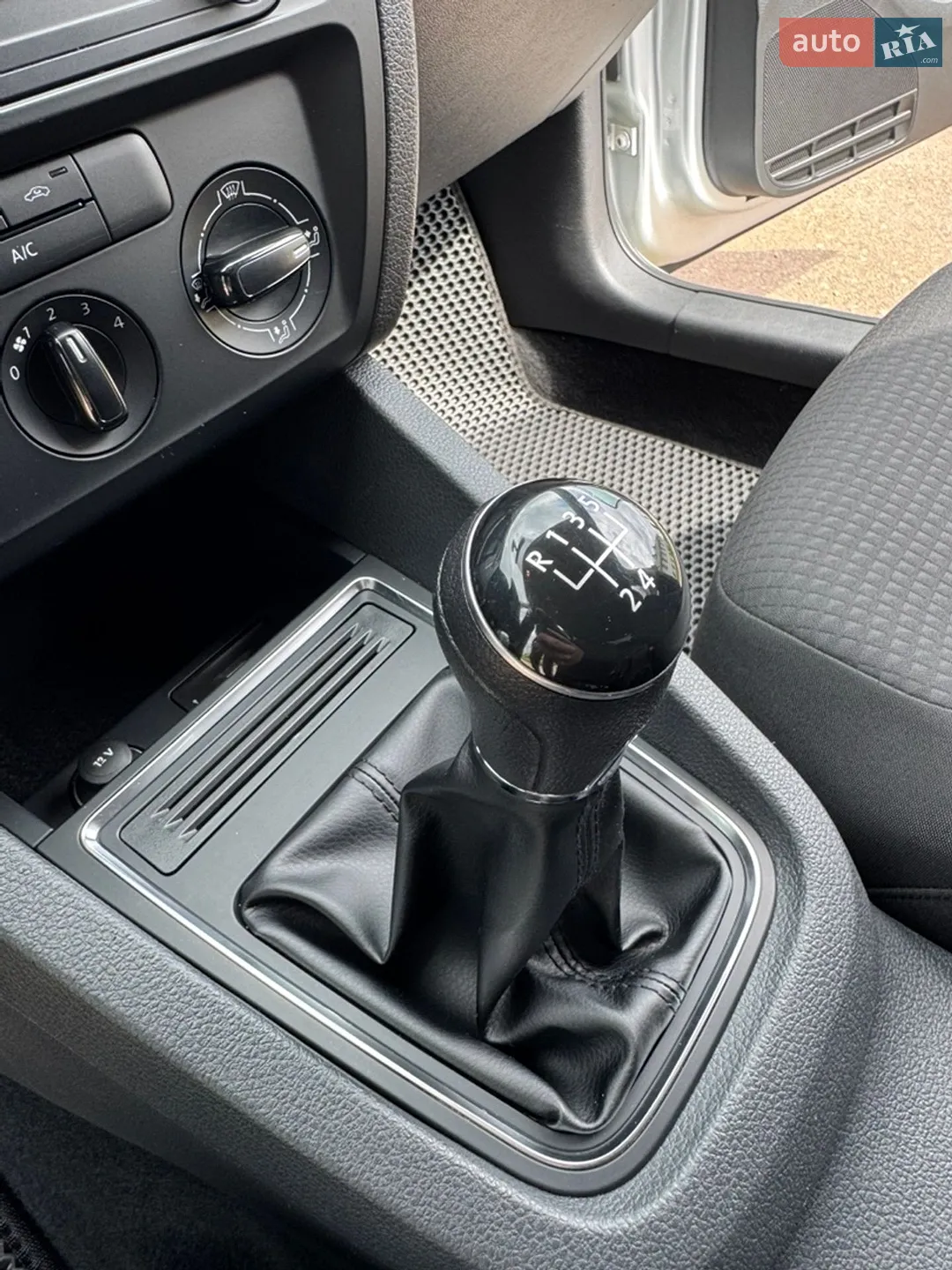 2015 Volkswagen Jetta - мініатюра 15
