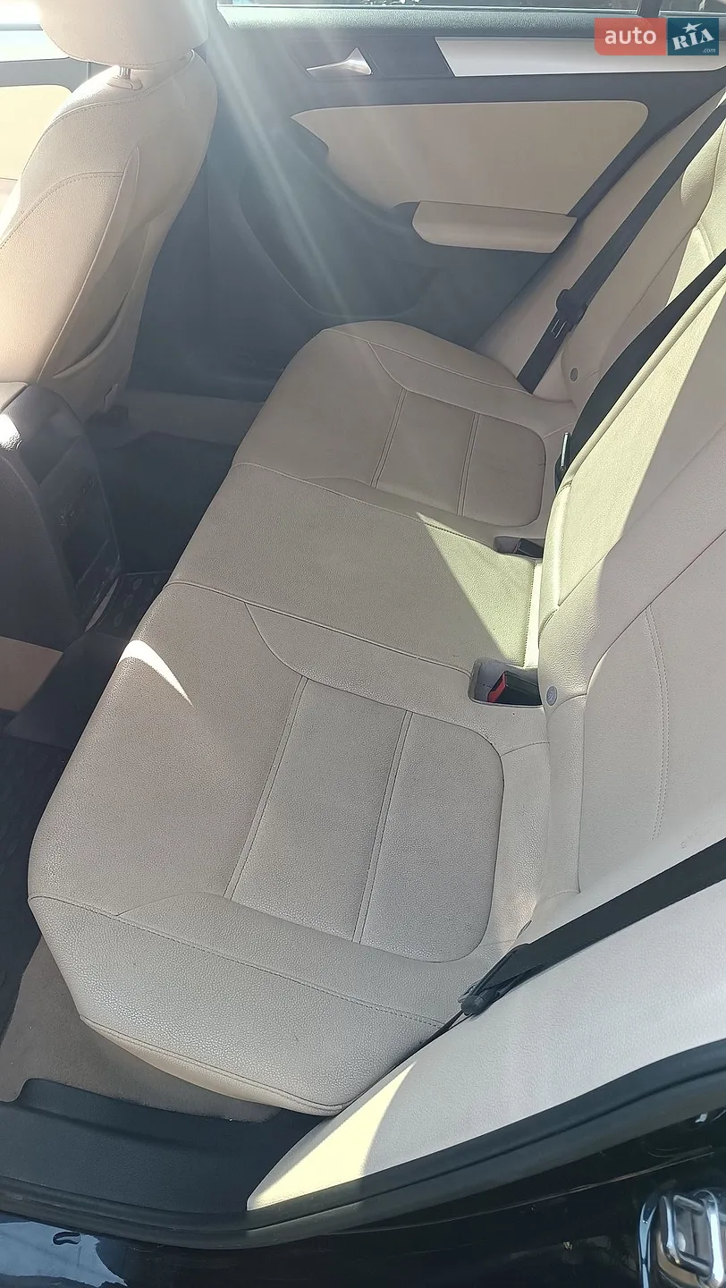 2012 Volkswagen Jetta - мініатюра 5