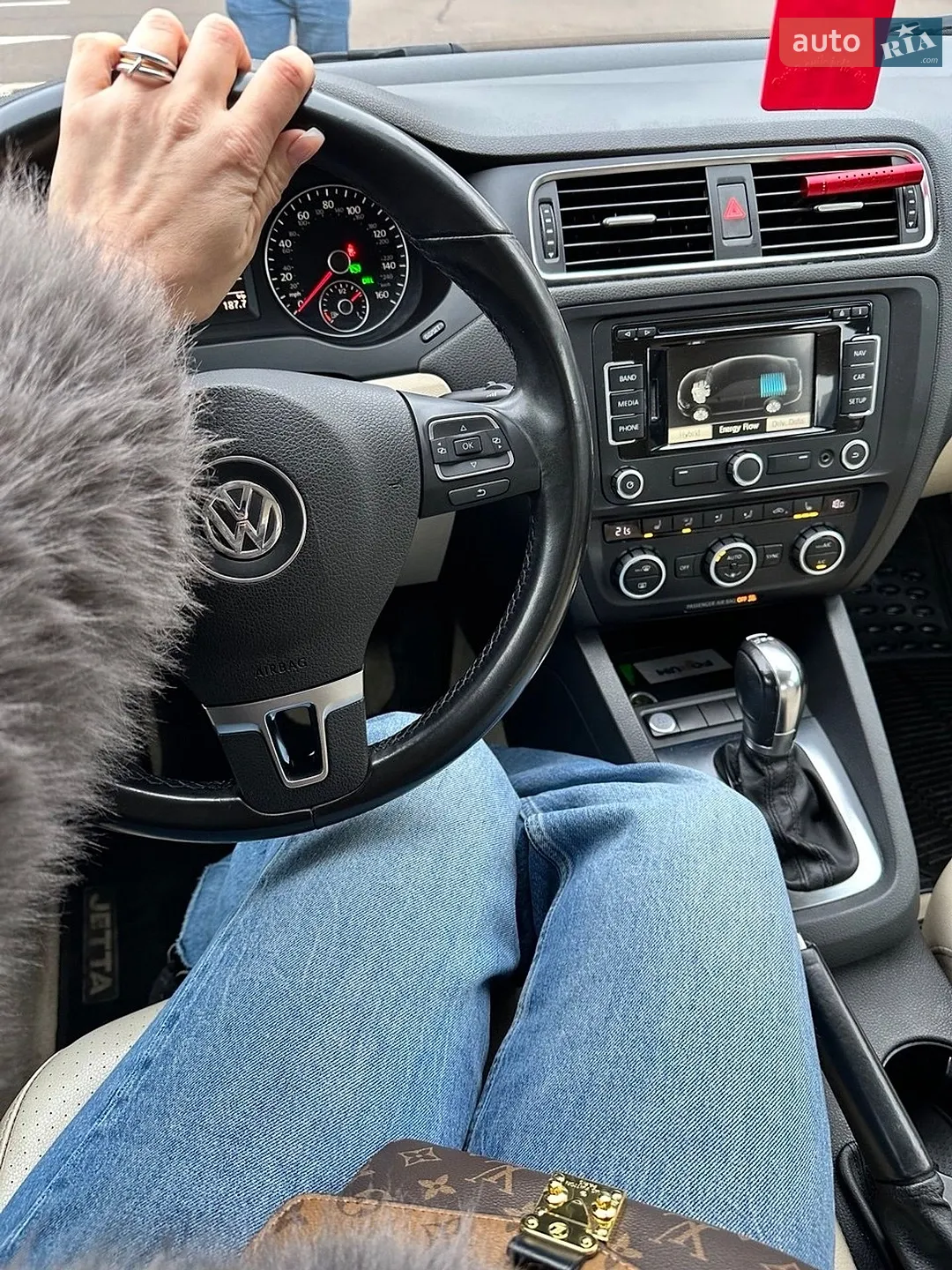 2012 Volkswagen Jetta - мініатюра 8