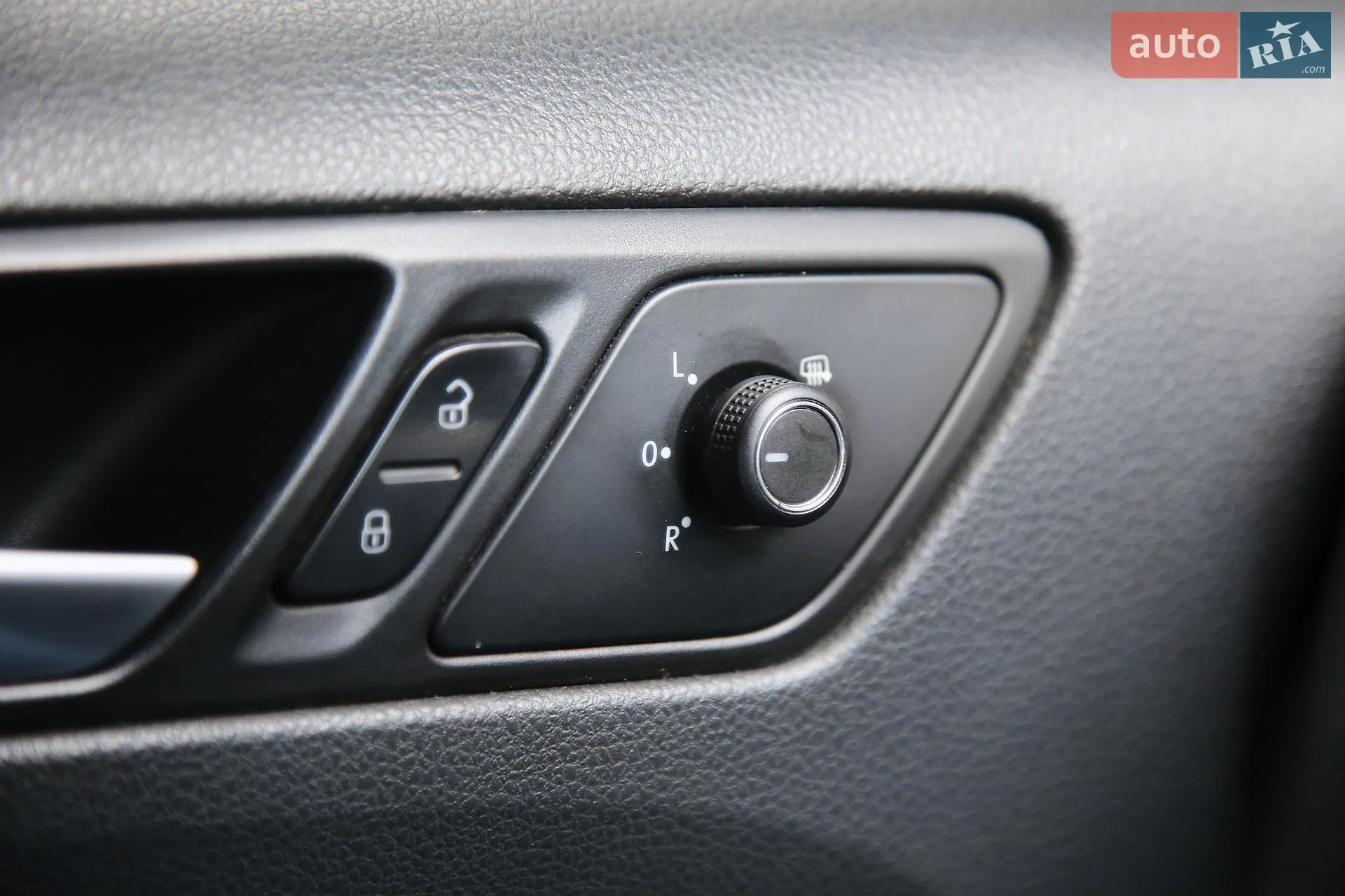 2014 Volkswagen Jetta - мініатюра 21