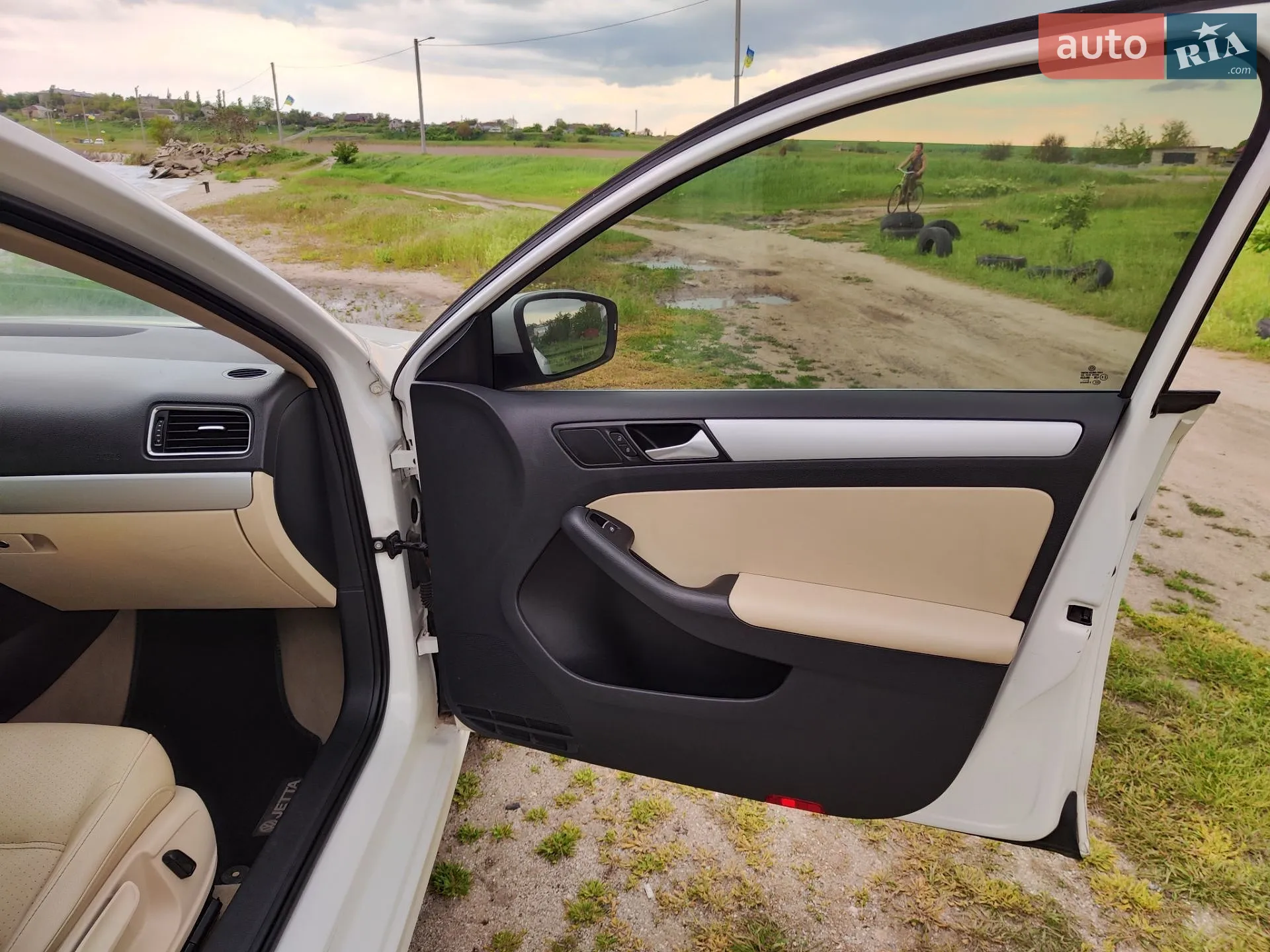 2013 Volkswagen Jetta - мініатюра 3