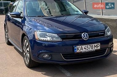 Седан Volkswagen Jetta 2014 в Києві