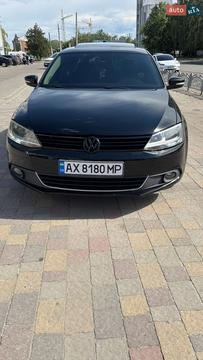 2013 Volkswagen Jetta - фото 1