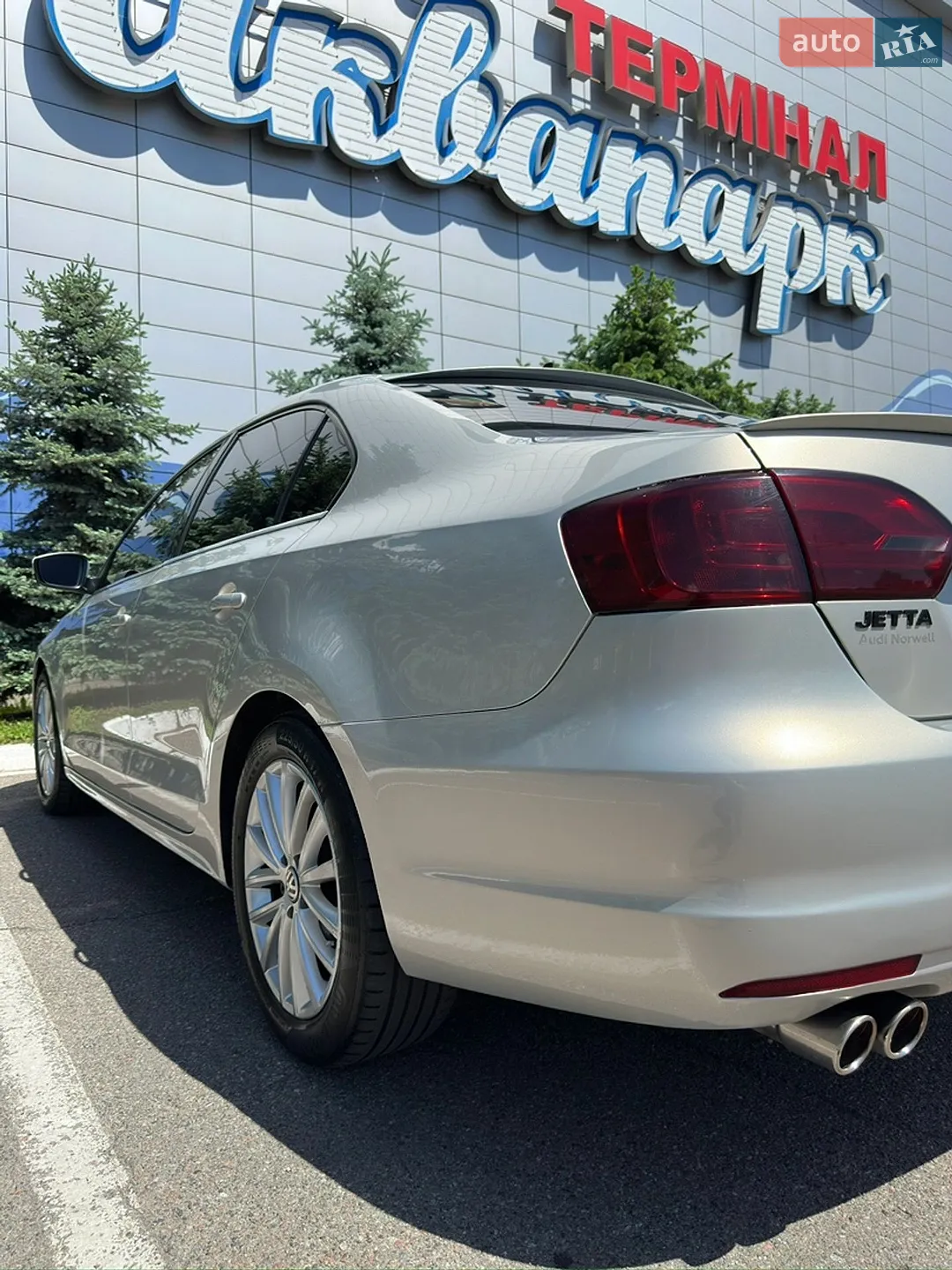 2010 Volkswagen Jetta - мініатюра 14