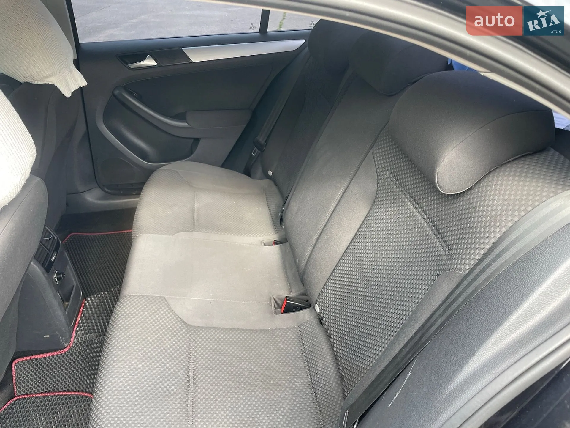 2012 Volkswagen Jetta - мініатюра 12