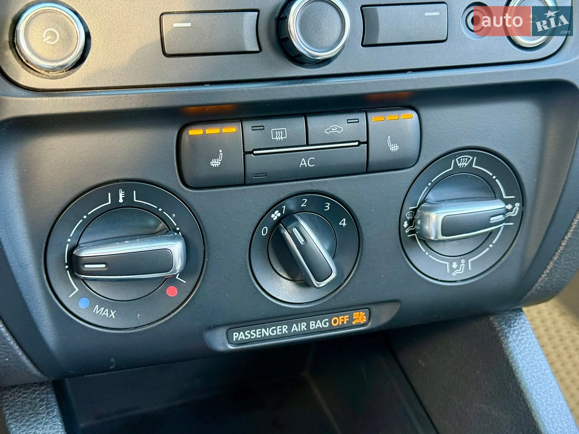 2012 Volkswagen Jetta - мініатюра 17