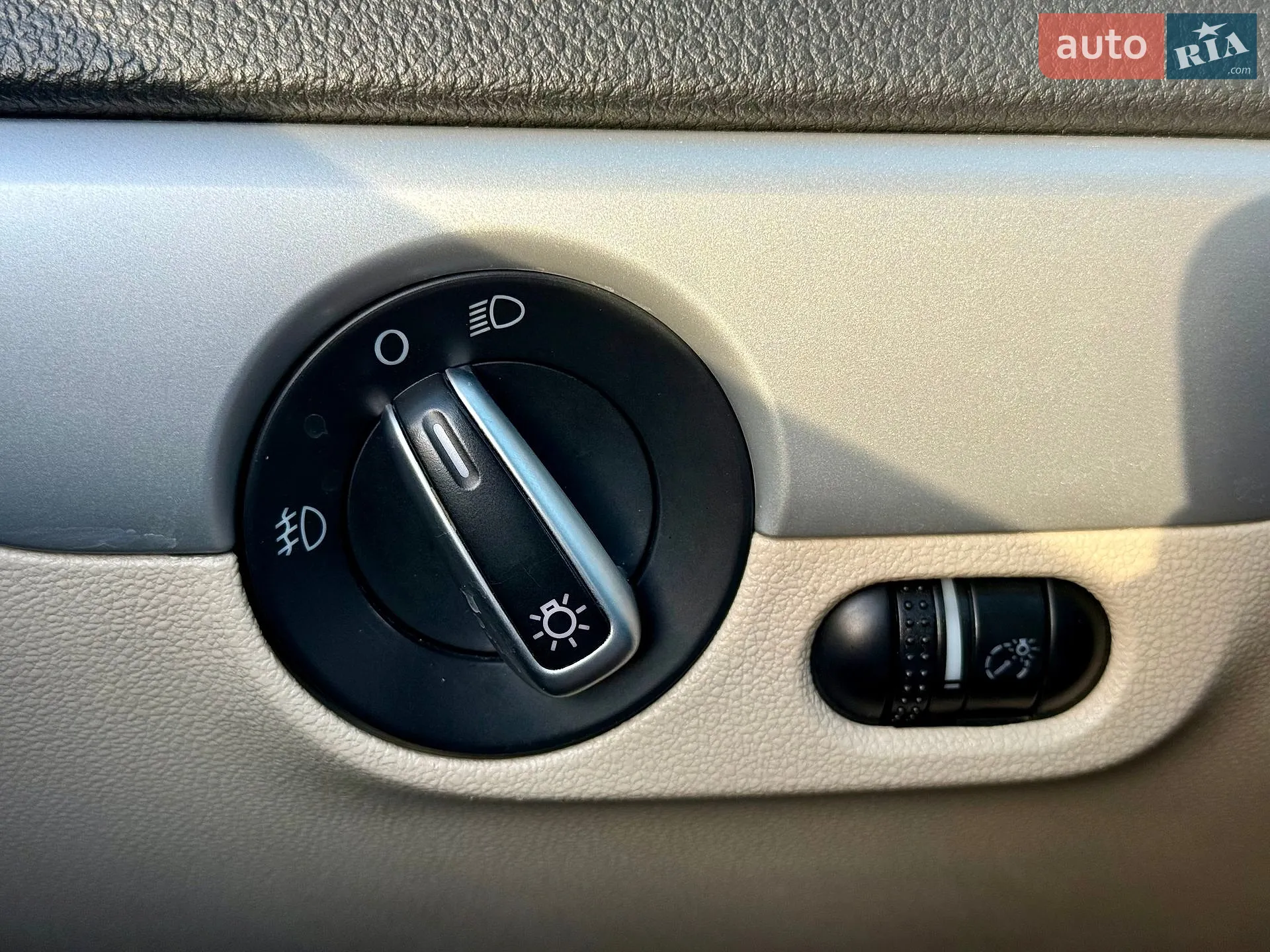 2012 Volkswagen Jetta - мініатюра 21