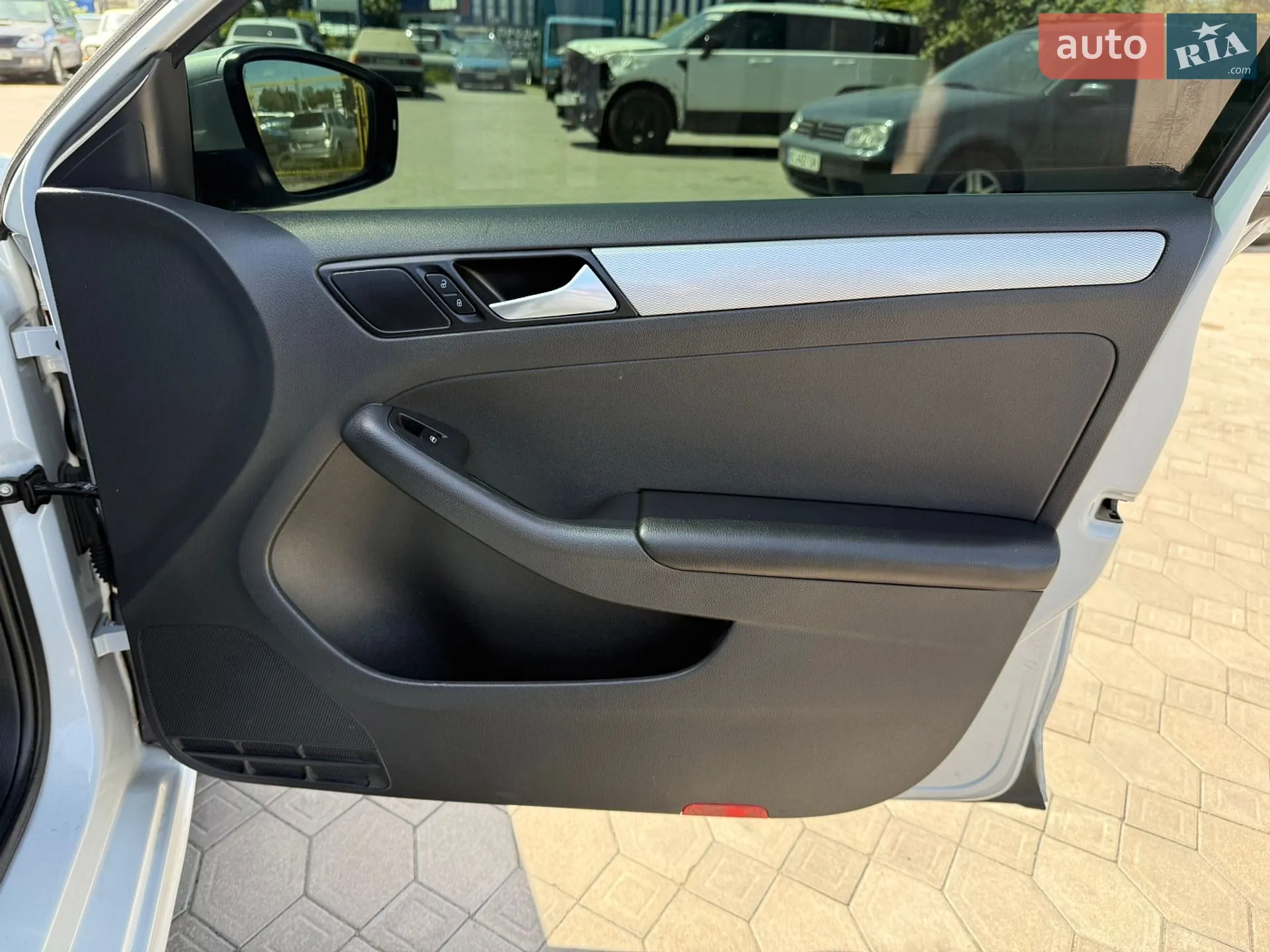 2016 Volkswagen Jetta - мініатюра 32