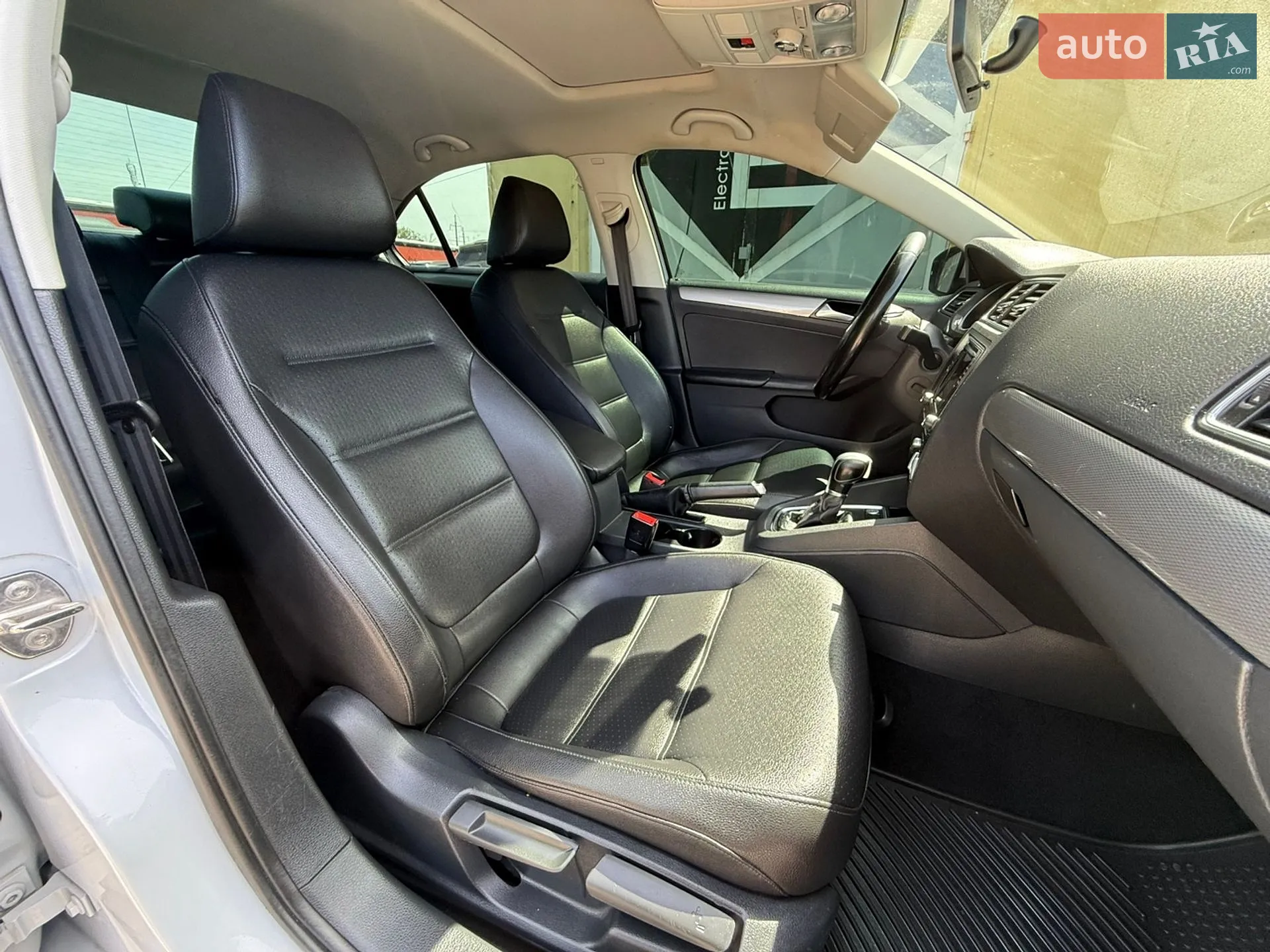 2016 Volkswagen Jetta - мініатюра 34