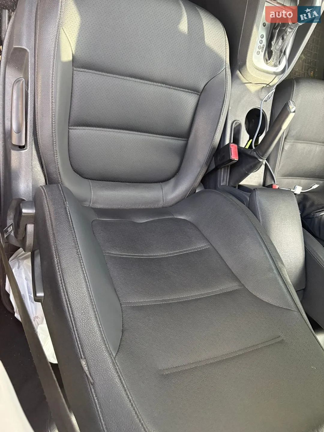 2010 Volkswagen Jetta - мініатюра 12