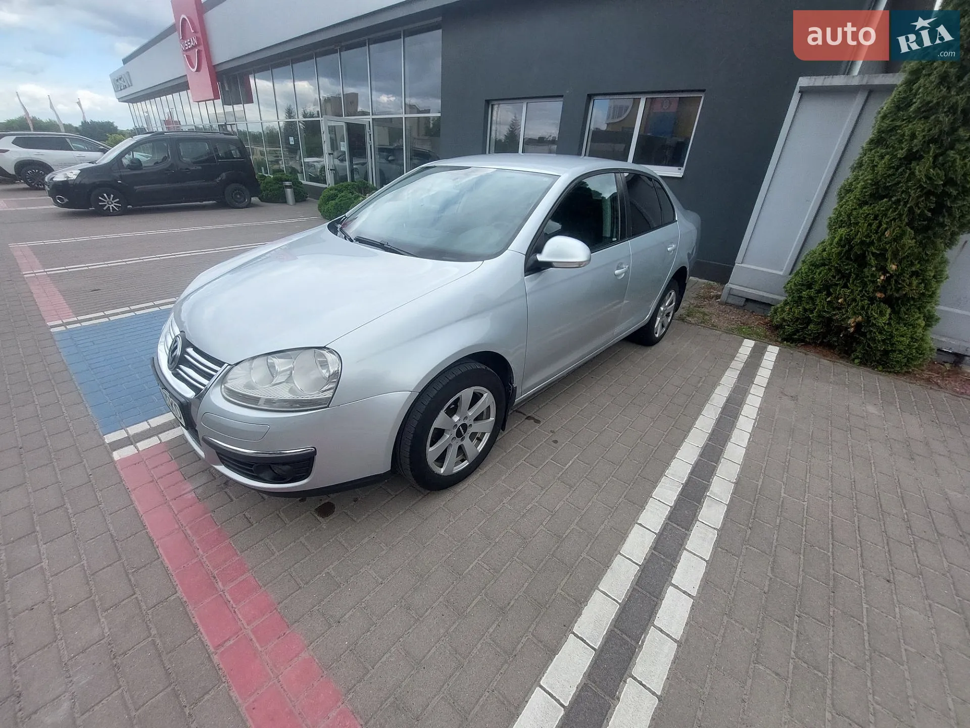 2010 Volkswagen Jetta - мініатюра 2