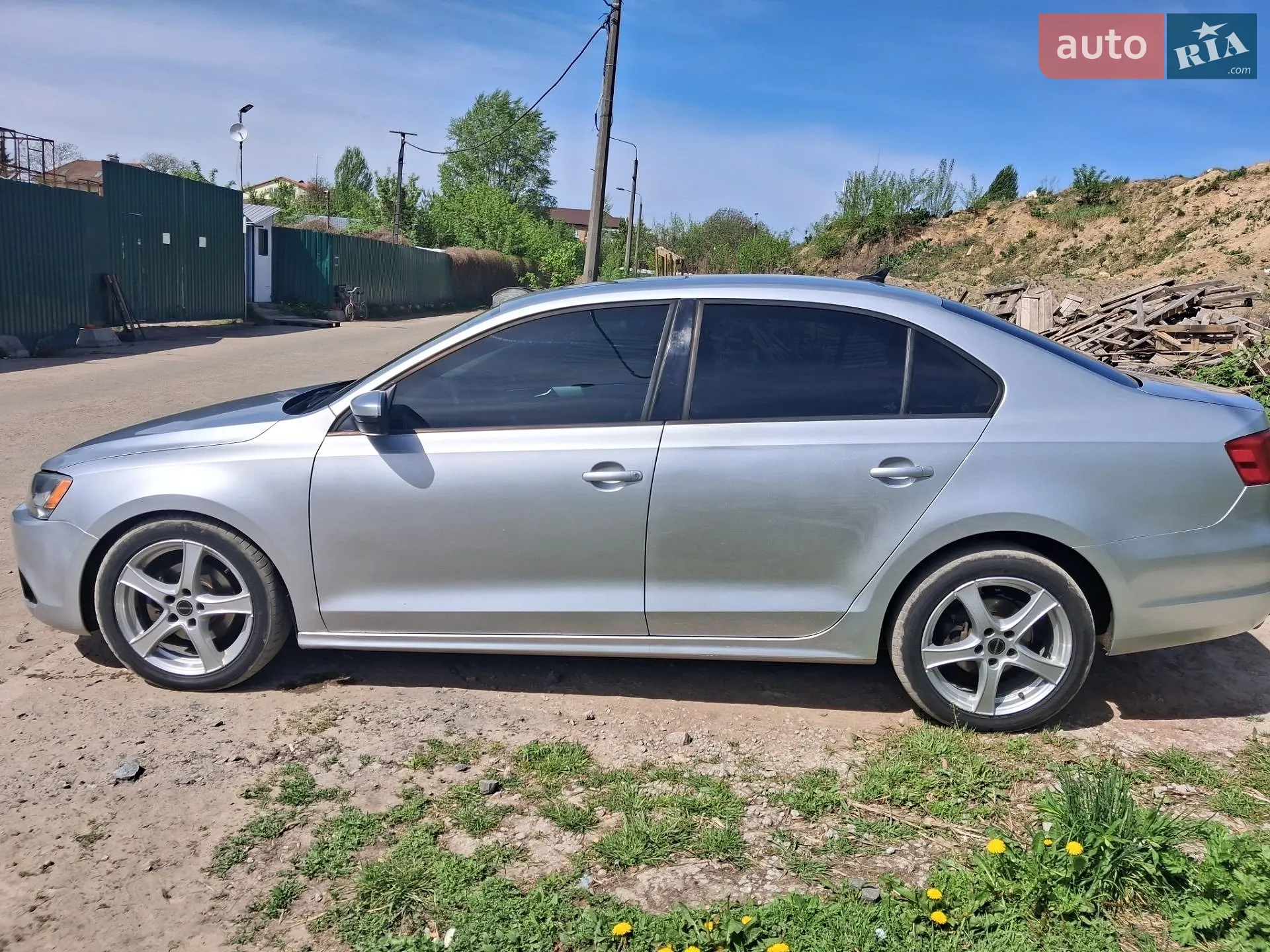 2011 Volkswagen Jetta - мініатюра 2