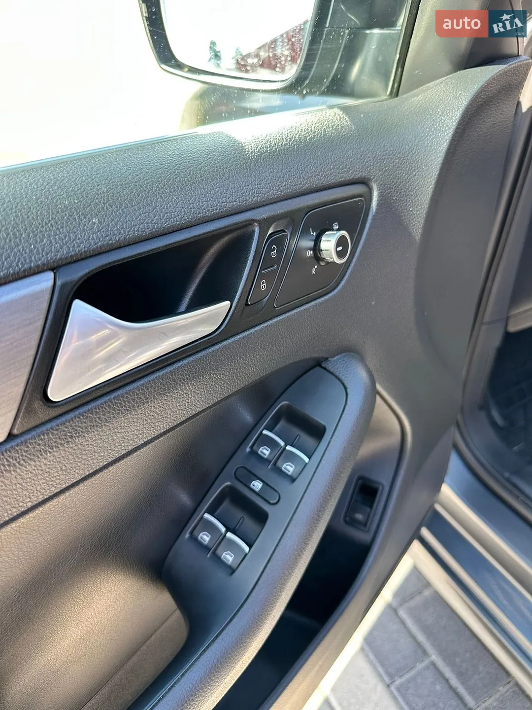 2012 Volkswagen Jetta - мініатюра 18