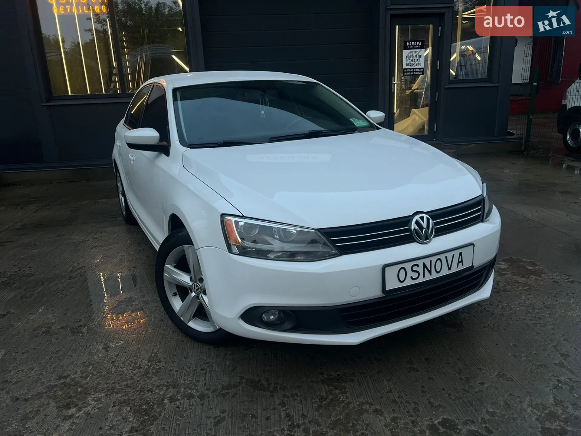 2012 Volkswagen Jetta - мініатюра 2