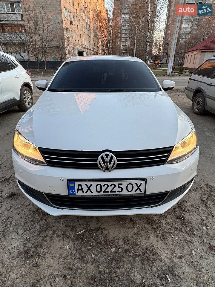 2013 Volkswagen Jetta - мініатюра 32