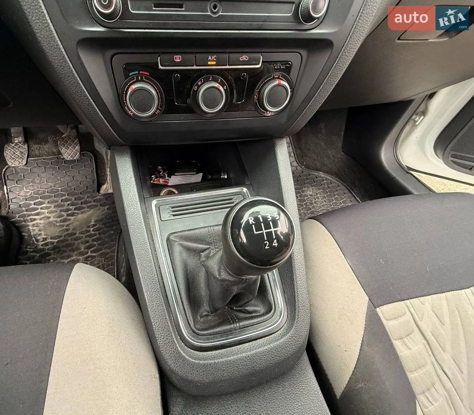 2016 Volkswagen Jetta - мініатюра 19