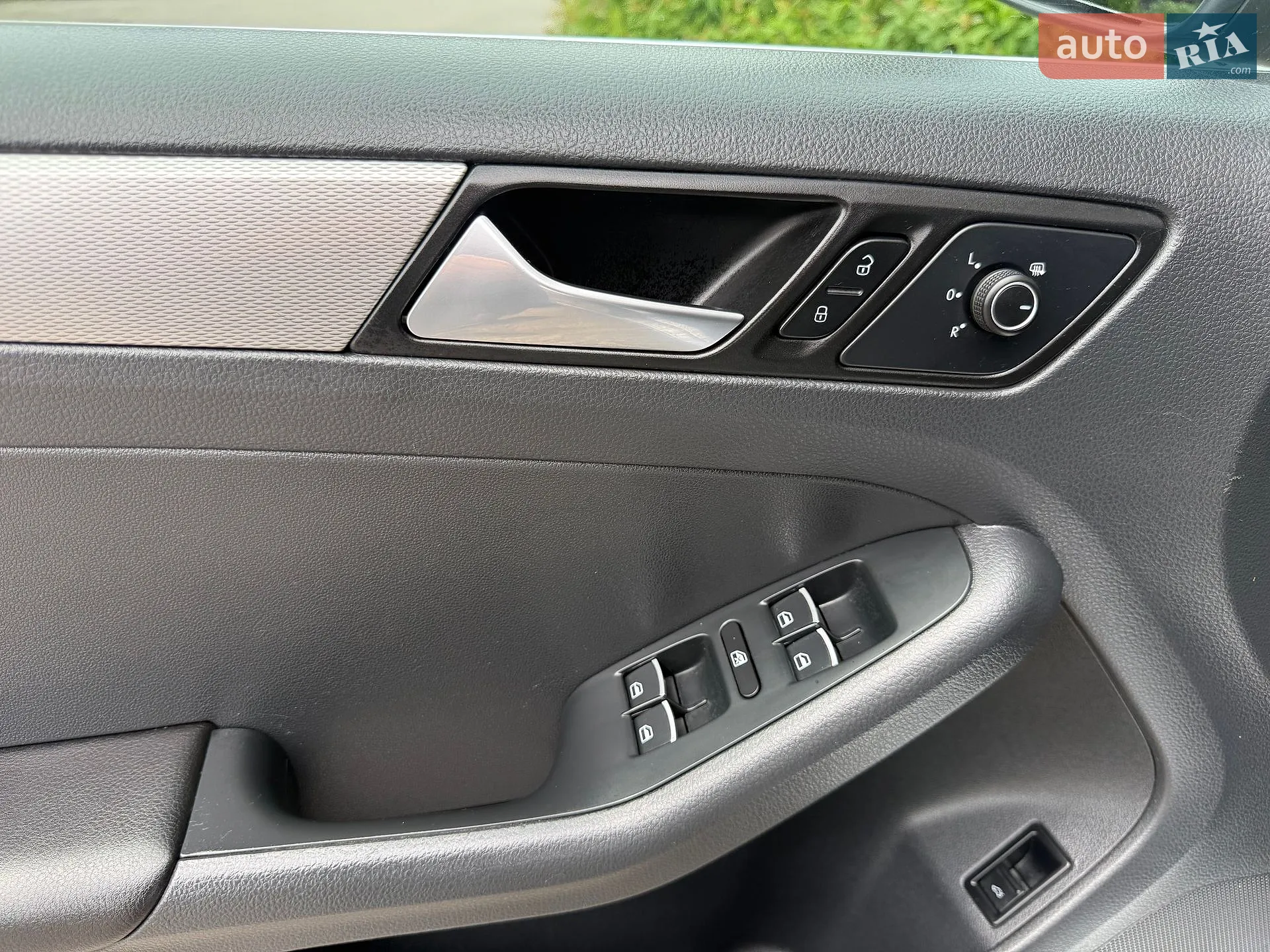 2016 Volkswagen Jetta - мініатюра 29