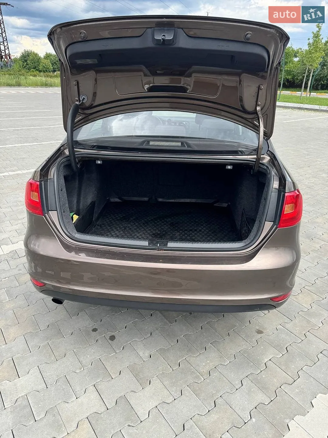 2011 Volkswagen Jetta - мініатюра 15