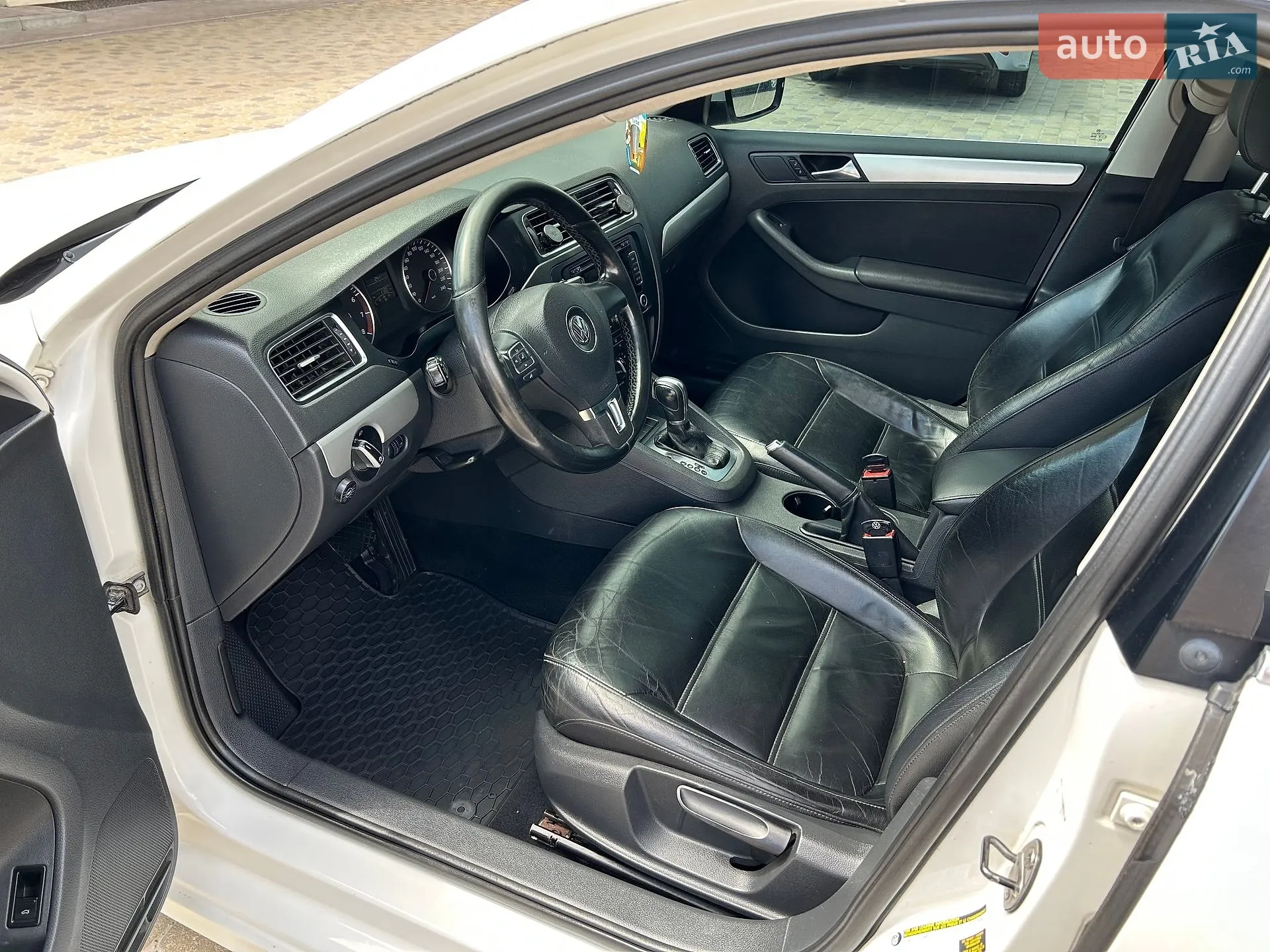 2011 Volkswagen Jetta - мініатюра 15