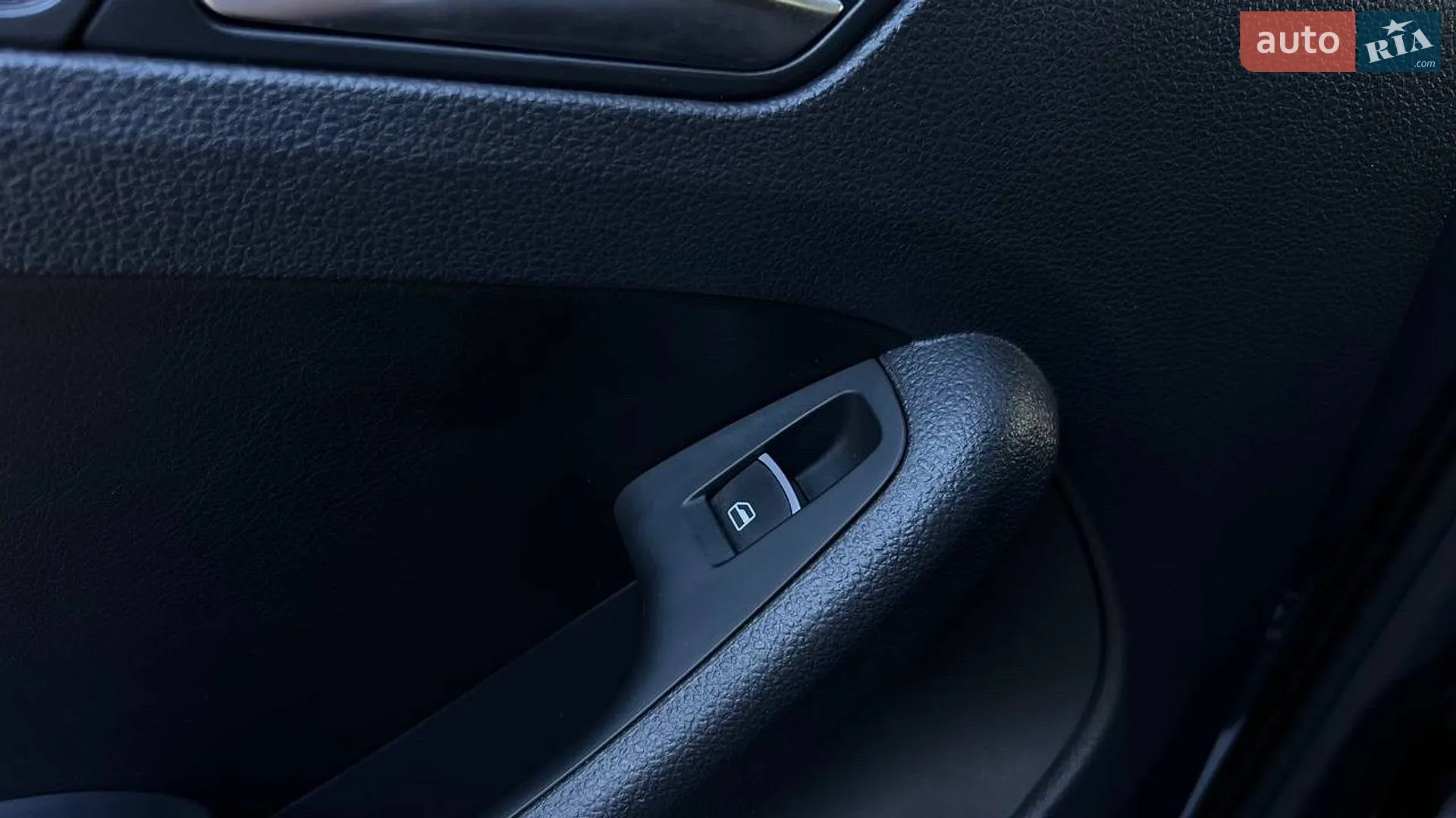 2016 Volkswagen Jetta - мініатюра 31