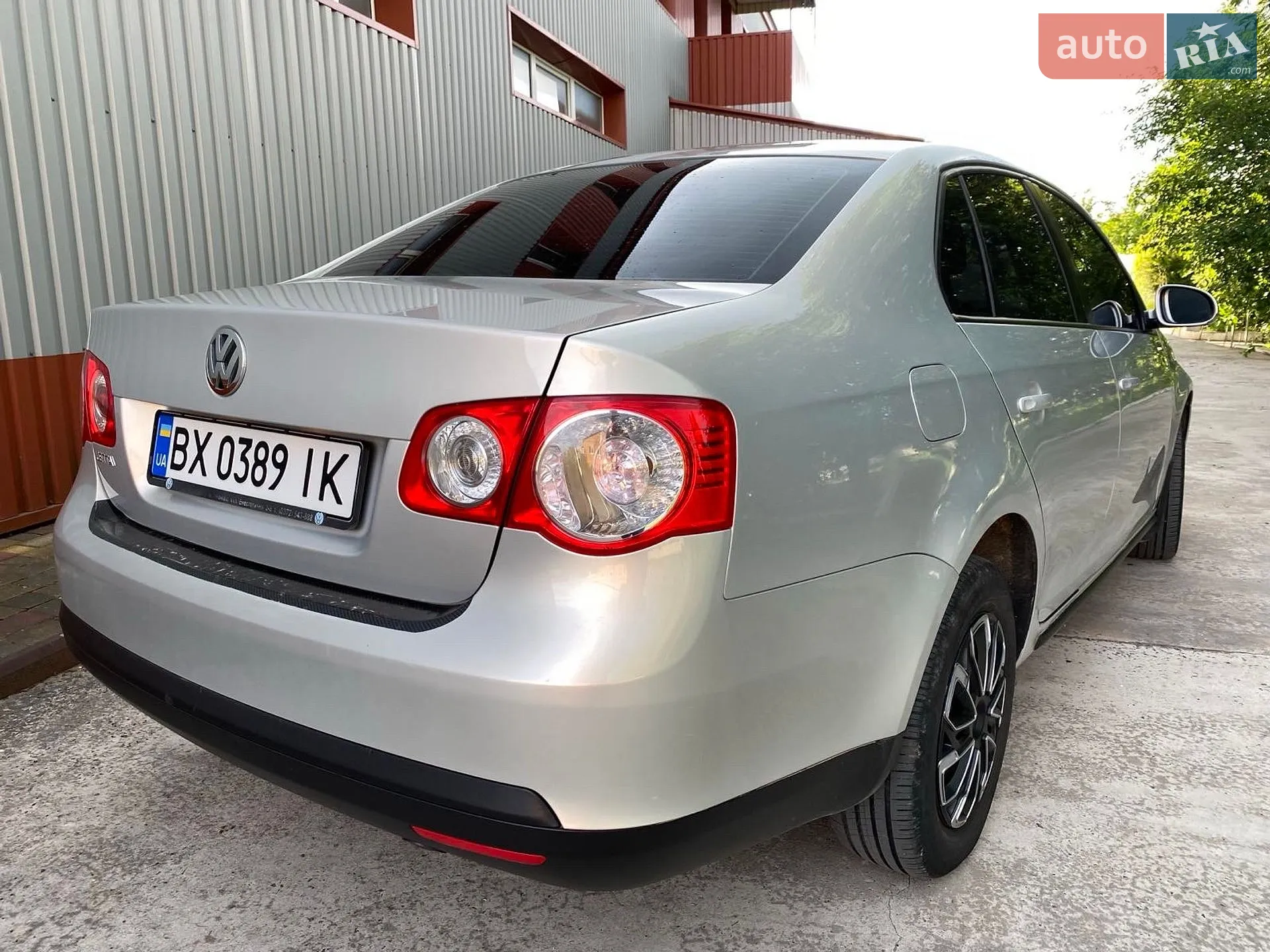 2010 Volkswagen Jetta - мініатюра 9