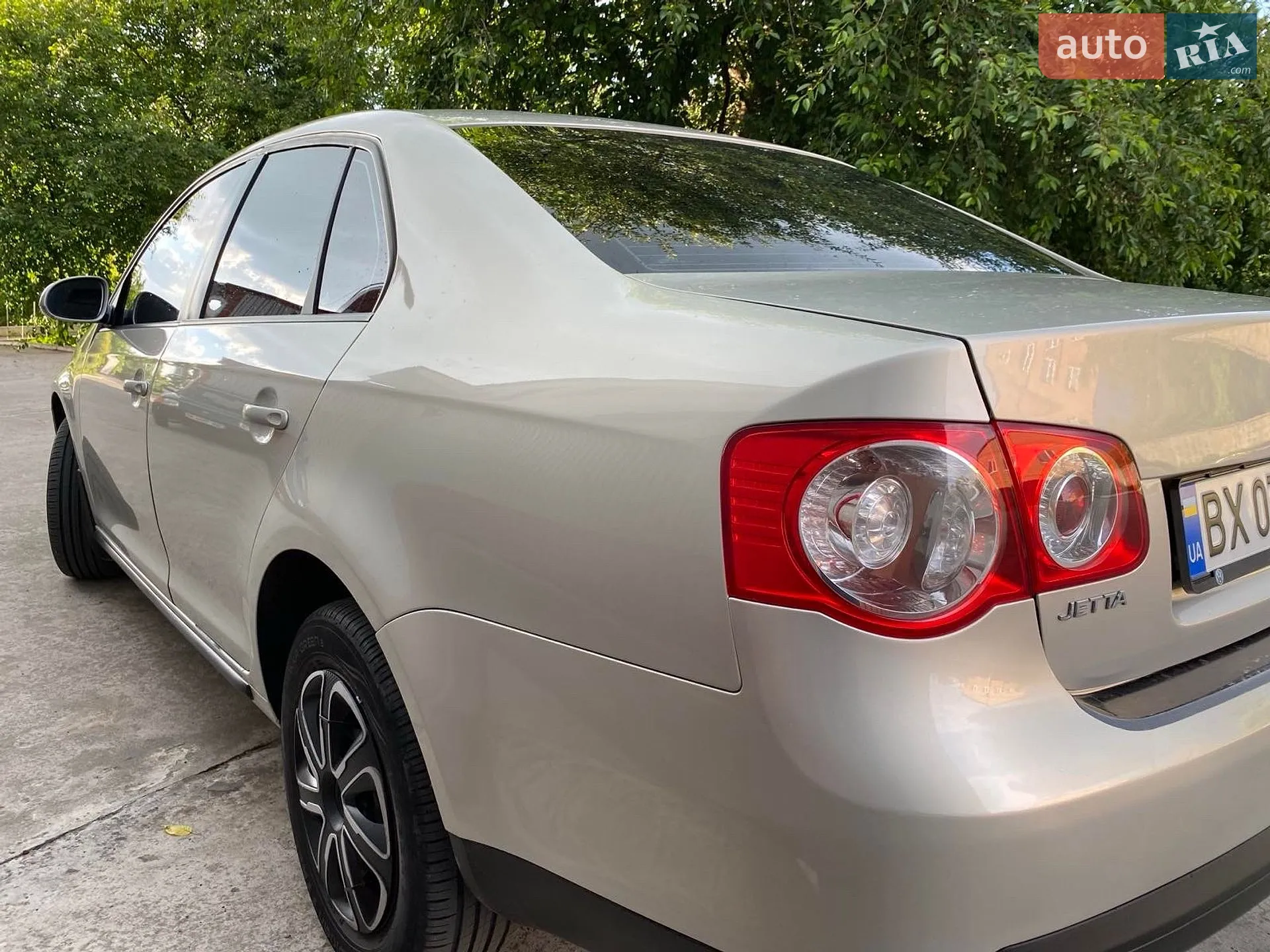 2010 Volkswagen Jetta - мініатюра 15